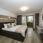 Hotel Zum Sternenhof 4*