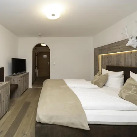 Zum Sternenhof 4* كوسن