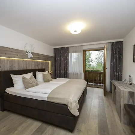 فندق Zum Sternenhof 4*