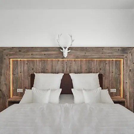 Zum Sternenhof Hotell