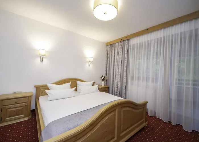 Zum Sternenhof ホテル 4*