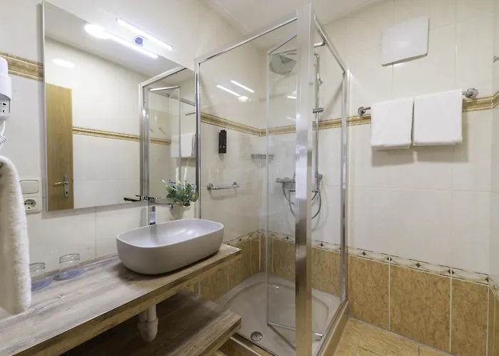 Zum Sternenhof ケセン