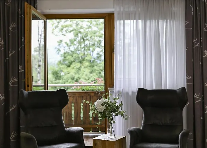 ホテル Zum Sternenhof ケセン