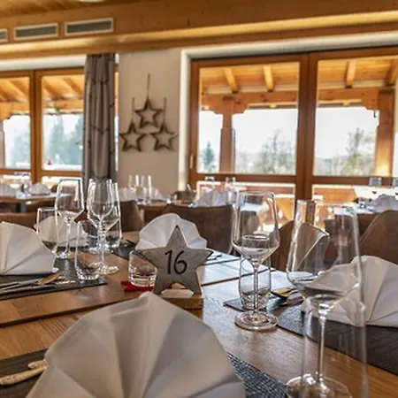 Zum Sternenhof 코센